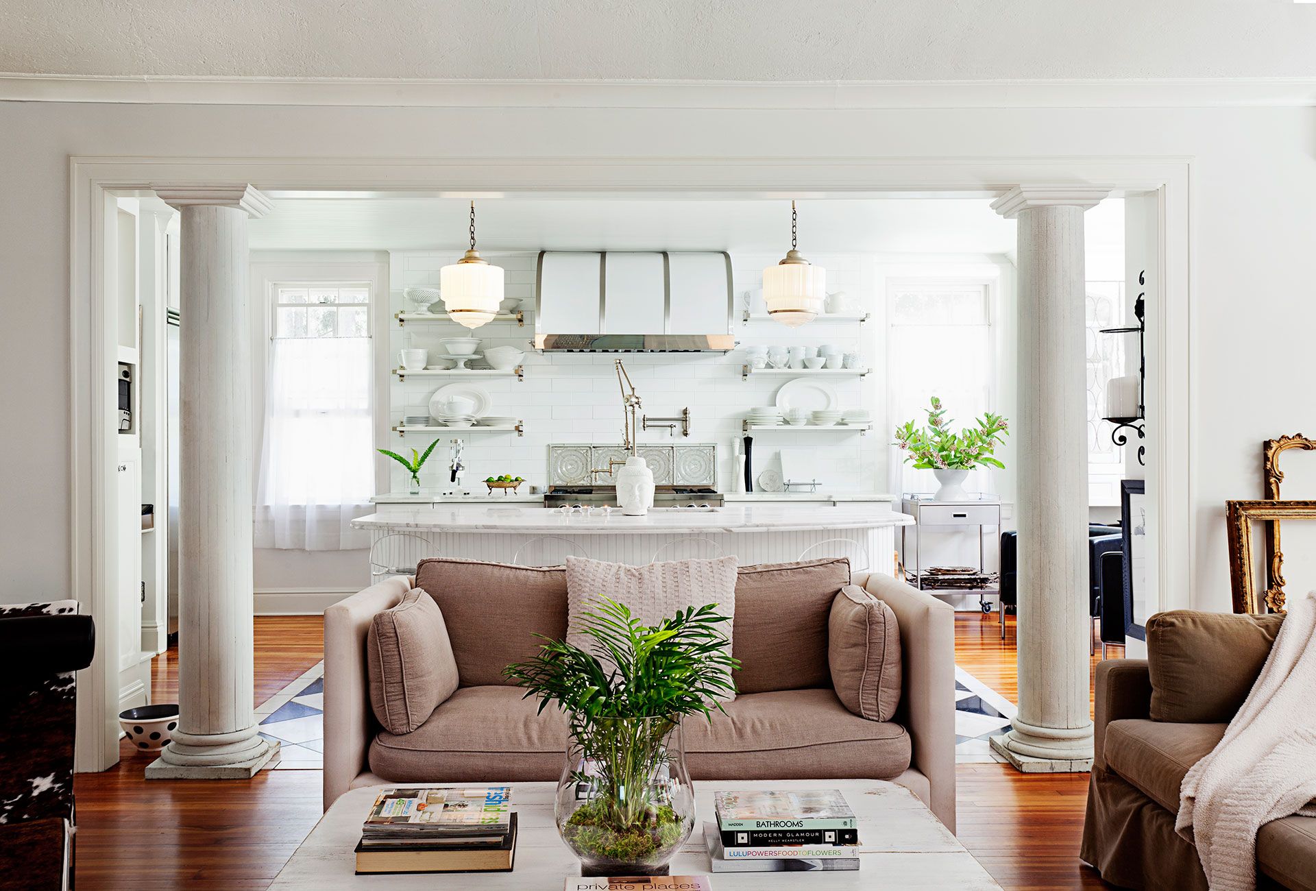Modern Furniture Design – Transform Your Living Room Or Bedroom